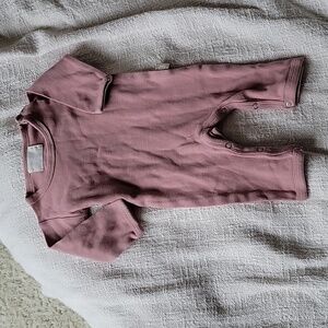 Babyushka organics 0/3 months lounge suit